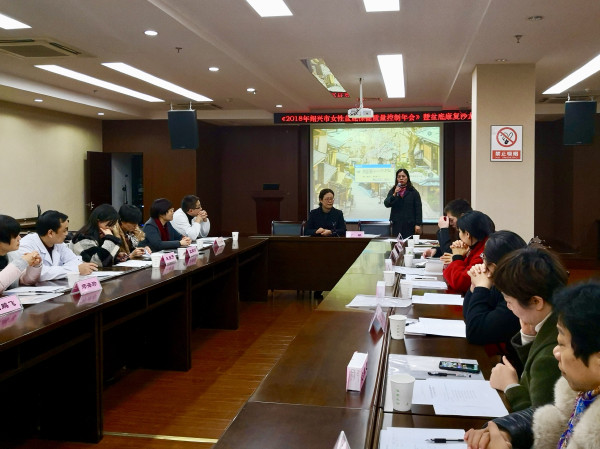 傅益斌主持照.jpg 傅益斌主持照.jpg