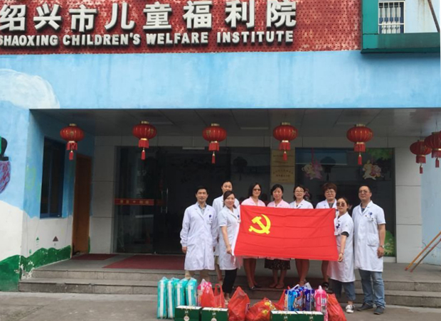 834111943.jpg 834111943.jpg