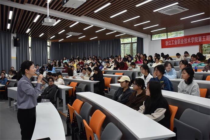 2023.3.9浙江工业职业技术学校2.JPG