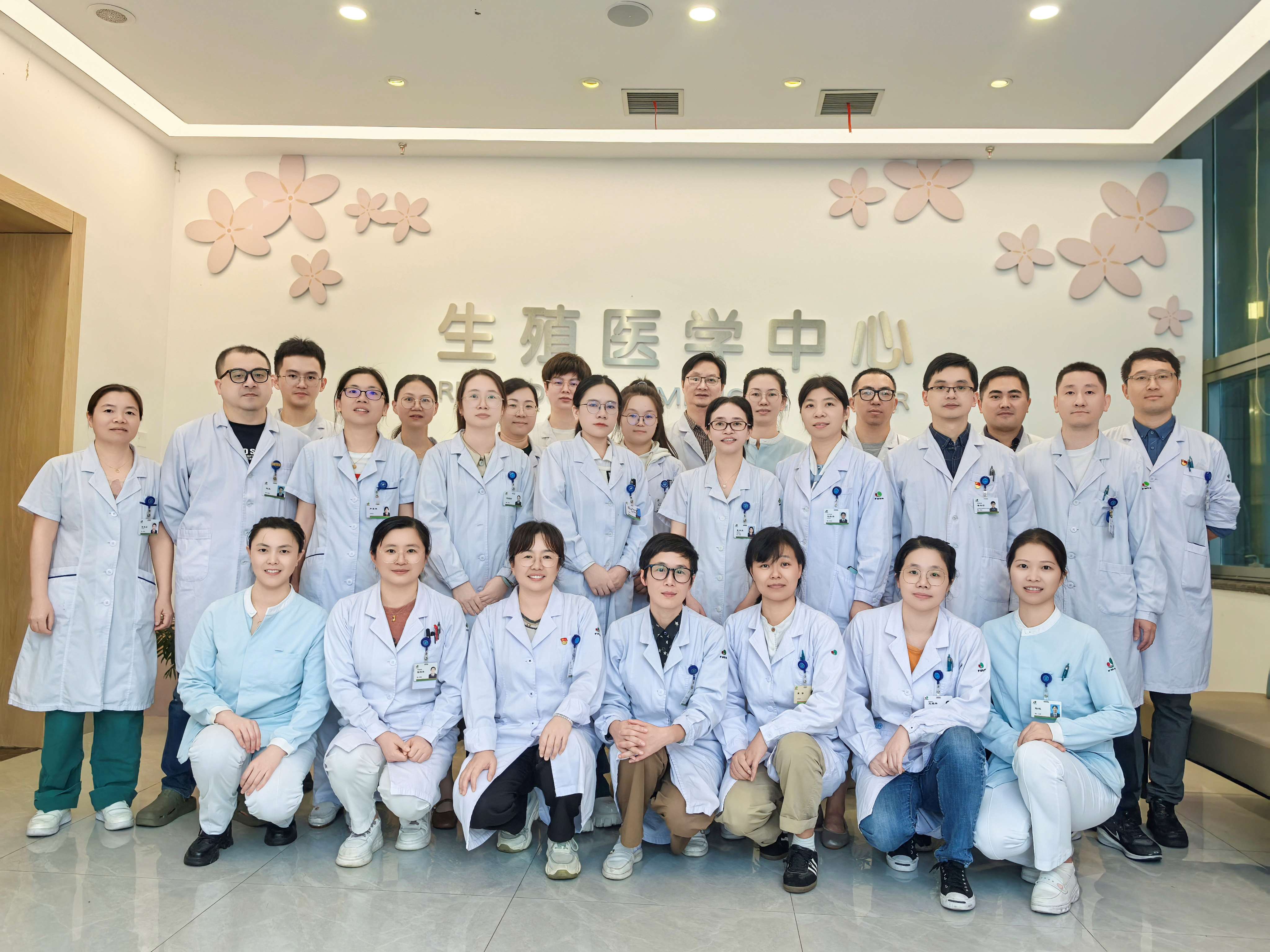 学科照片.jpg 学科照片.jpg