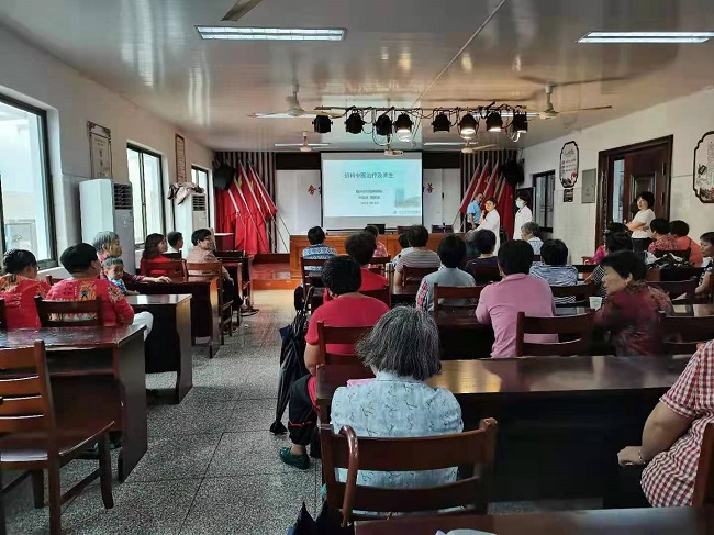 上课2.jpg 上课2.jpg