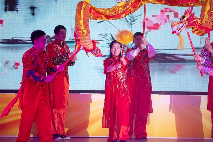 4.1歌伴舞《医舞芳华》.jpg 4.1歌伴舞《医舞芳华》.jpg