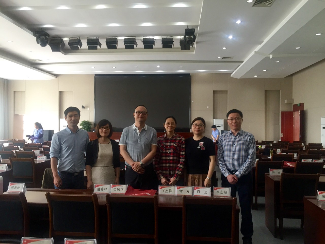 第一批培训.jpg 第一批培训.jpg