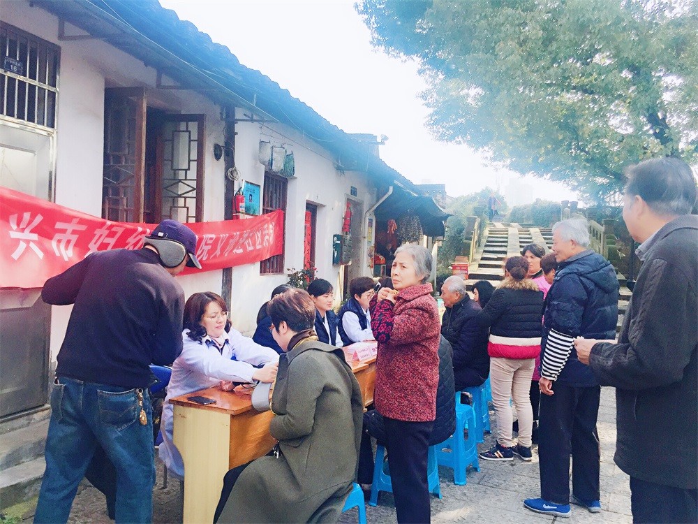 我院开展“三服务”暨学雷锋志愿服务月活动2.jpg 我院开展“三服务”暨学雷锋志愿服务月活动2.jpg